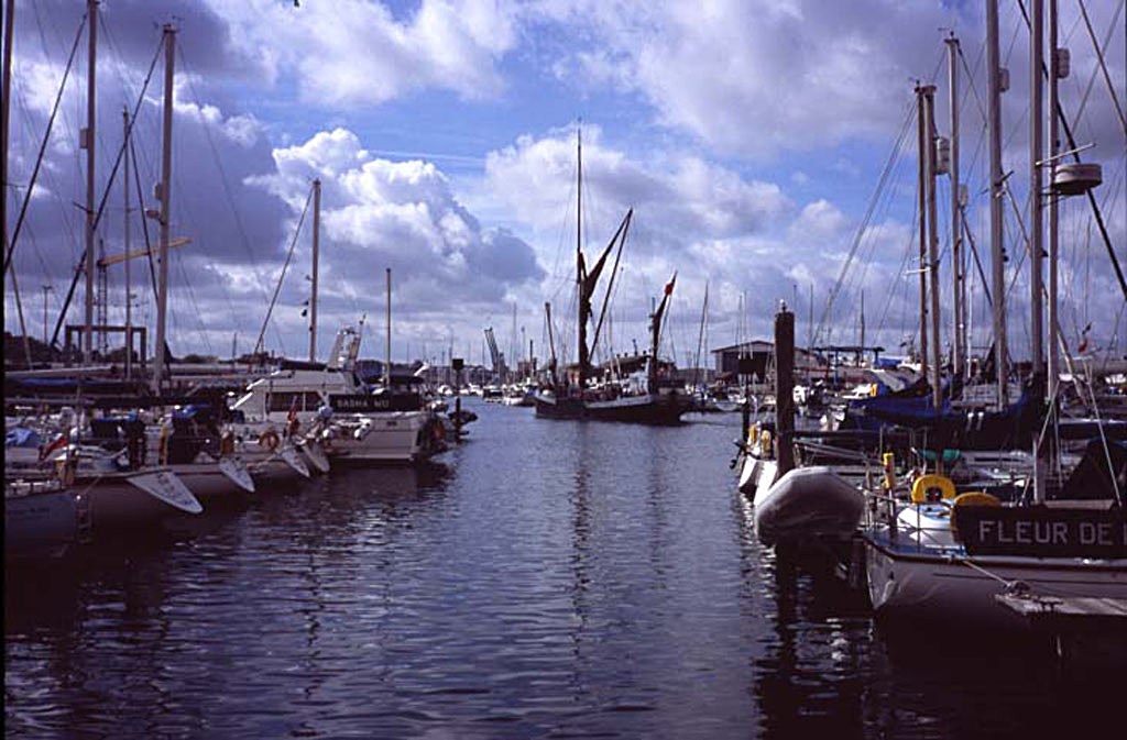 be-uk0483