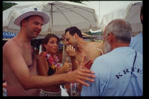 KRITER.5.2002-mariage-plage.de.Pampelonne2094