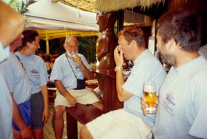 KRITER.5.2002-mariage-plage.de.Pampelonne2104