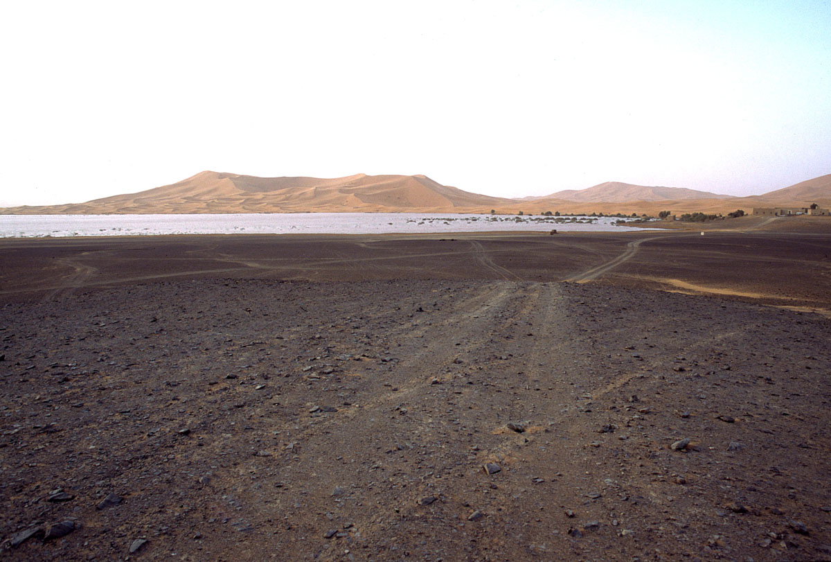 MAROCCO--2002.Qu-desert--2884