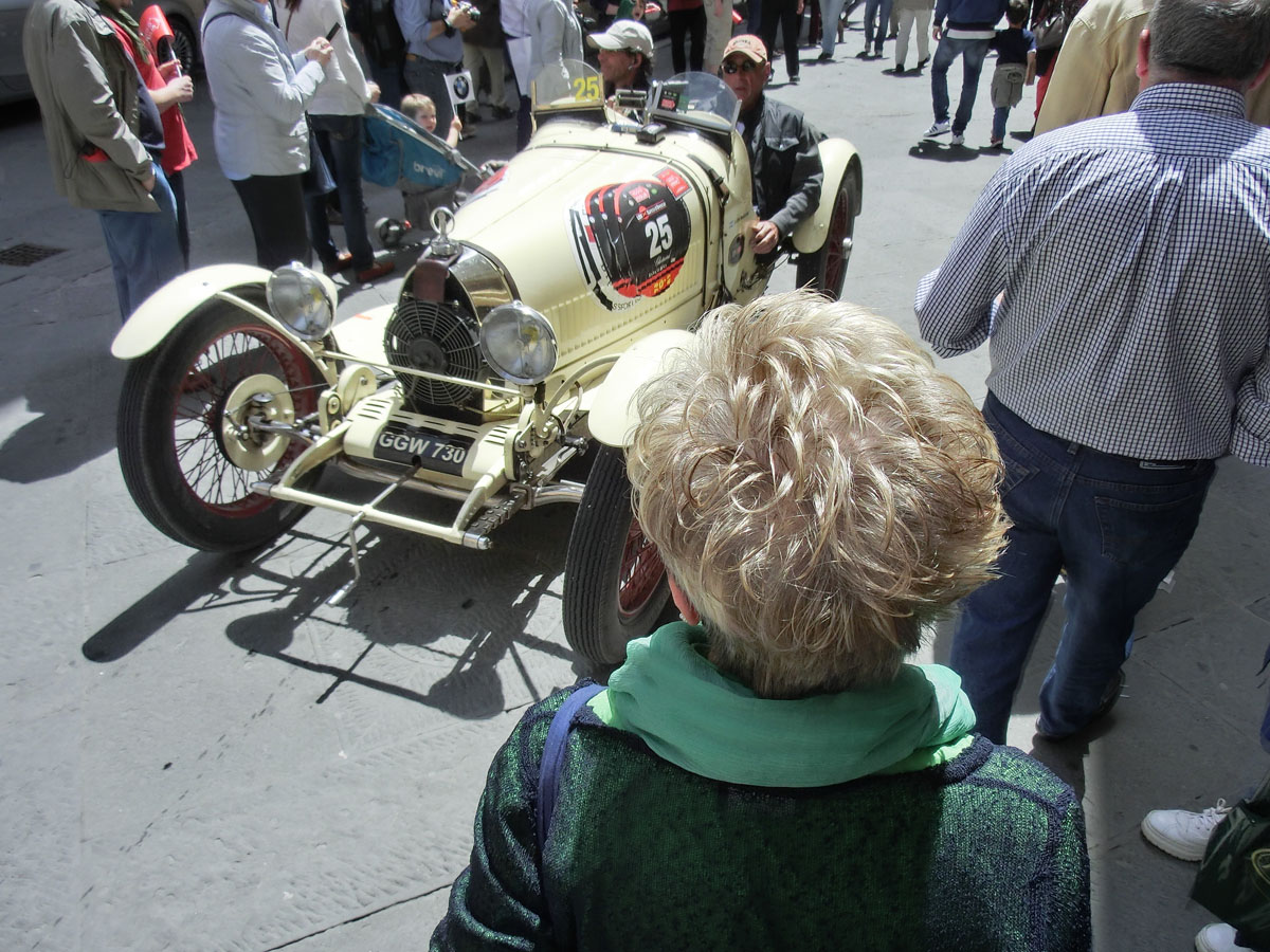 Mille Miglia 19Maggio2012-CIMG5560Centro Siena