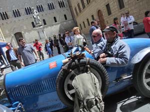 Mille Miglia 19Maggio2012-CIMG5556Centro Siena