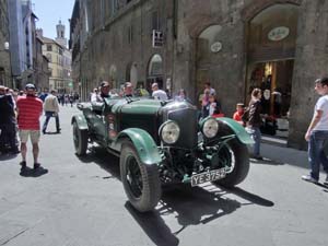 Mille Miglia 19Maggio2012-CIMG5570Centro Siena