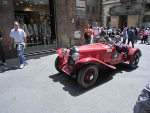 Mille Miglia 19Maggio2012-CIMG5585Centro Siena