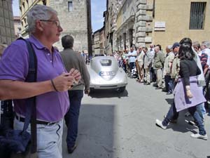 Mille Miglia 19Maggio2012-CIMG5625Centro Siena