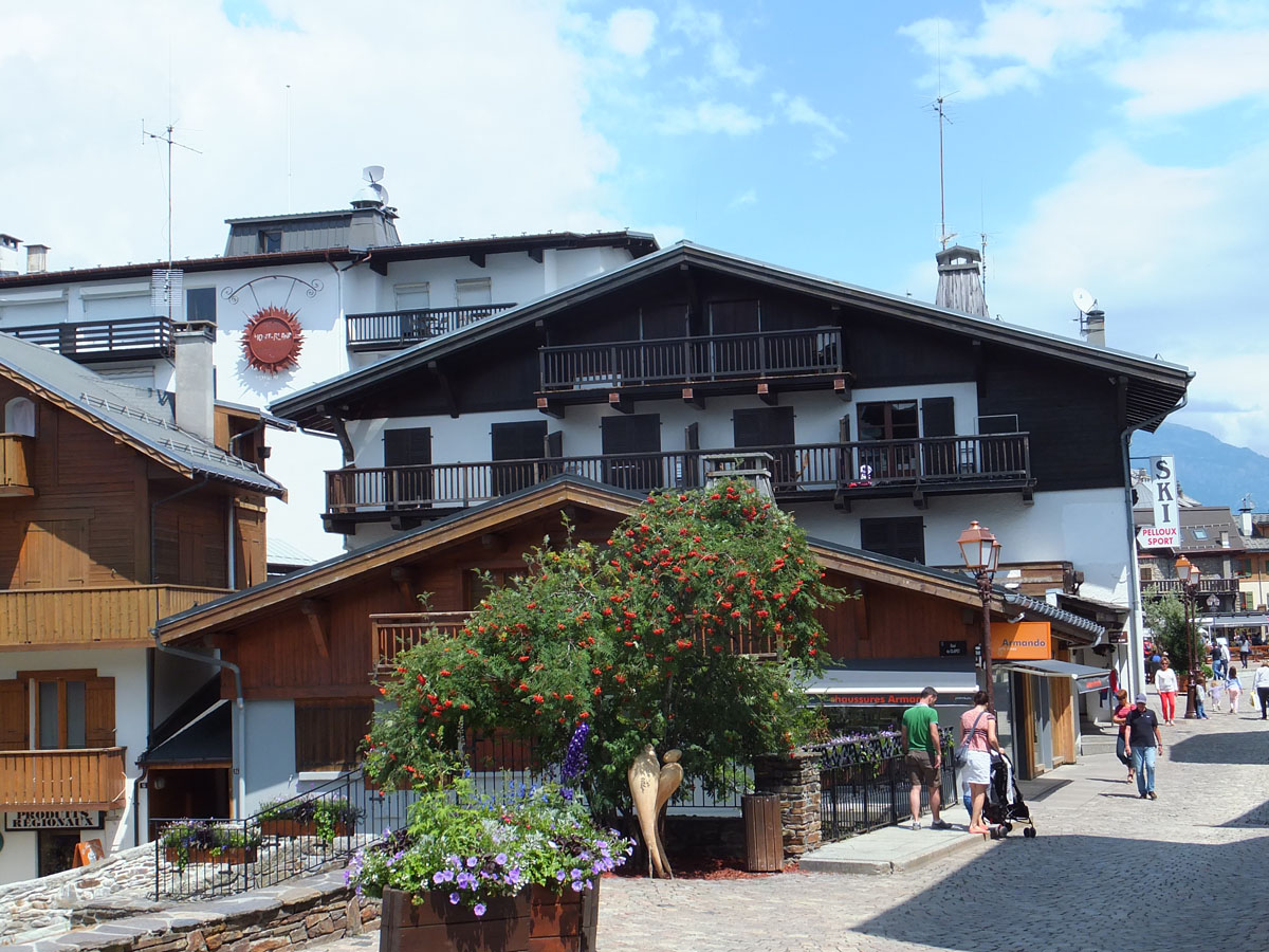 MEGEVE (1)