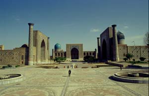 05-UZBEK.SAMARKANDA.2003JPG2522